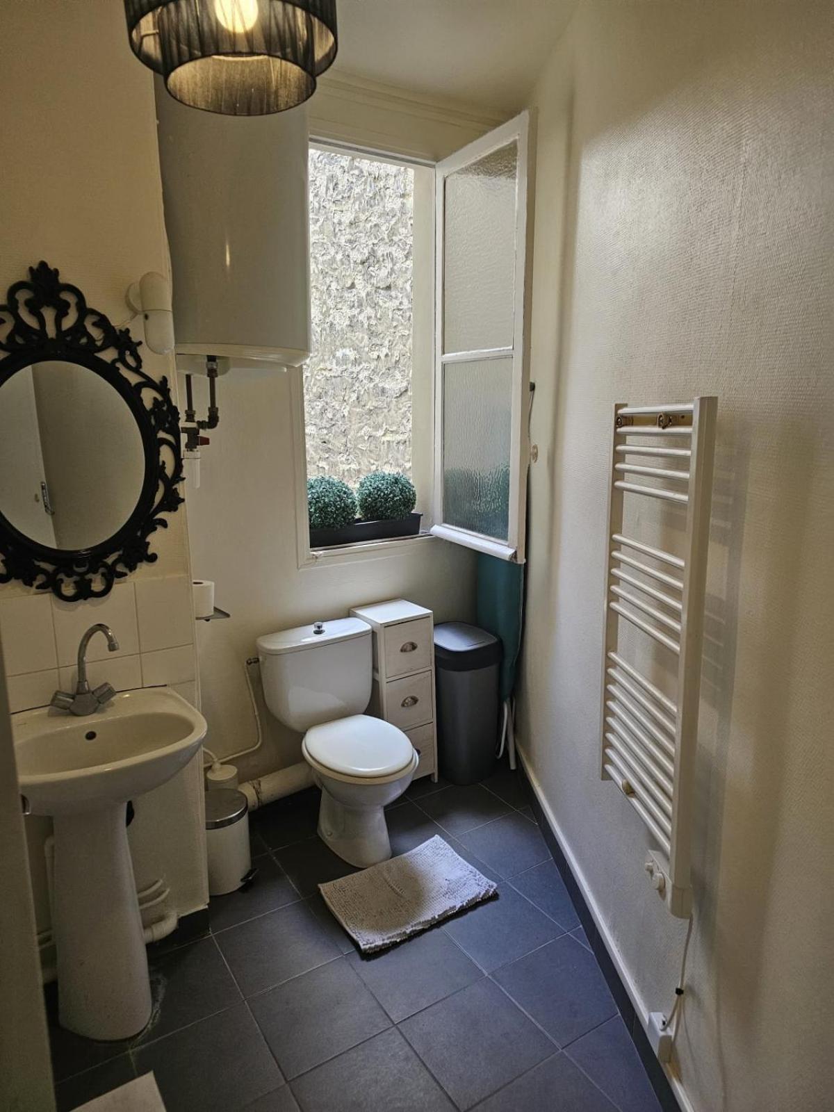 Cozy Apartment In The Heart Of The 10Th باريس المظهر الخارجي الصورة