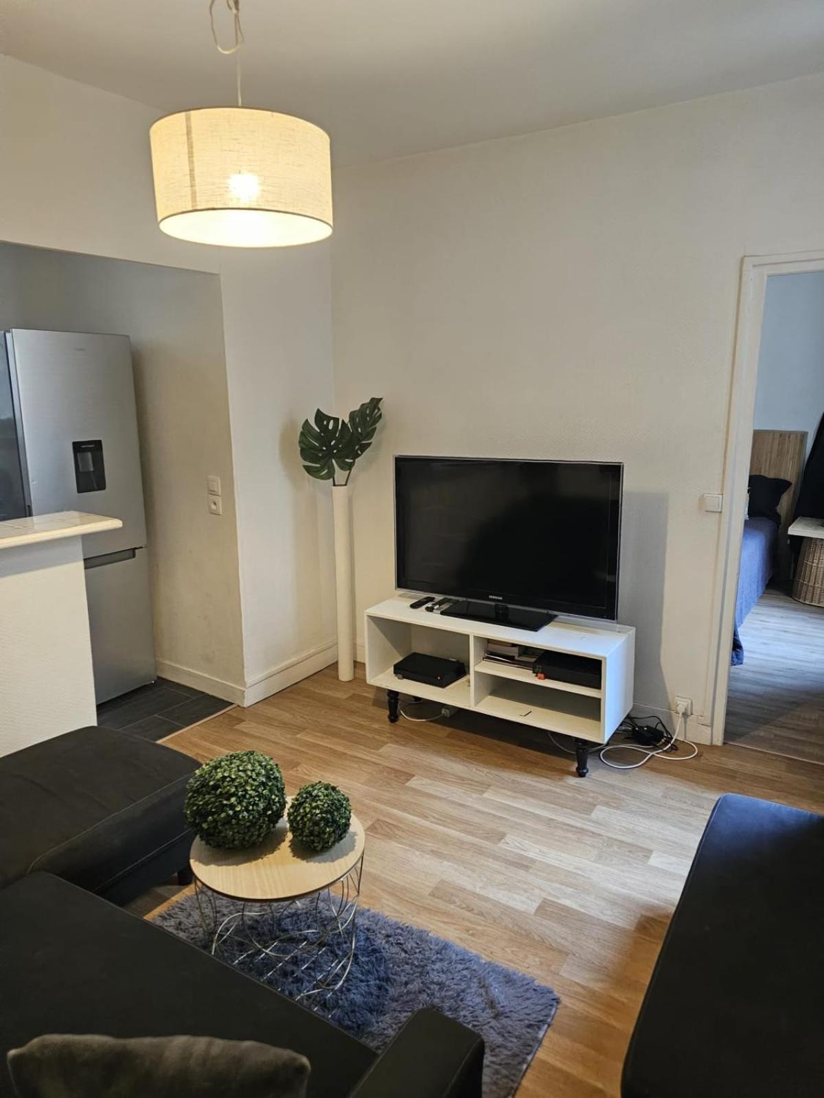 Cozy Apartment In The Heart Of The 10Th باريس المظهر الخارجي الصورة